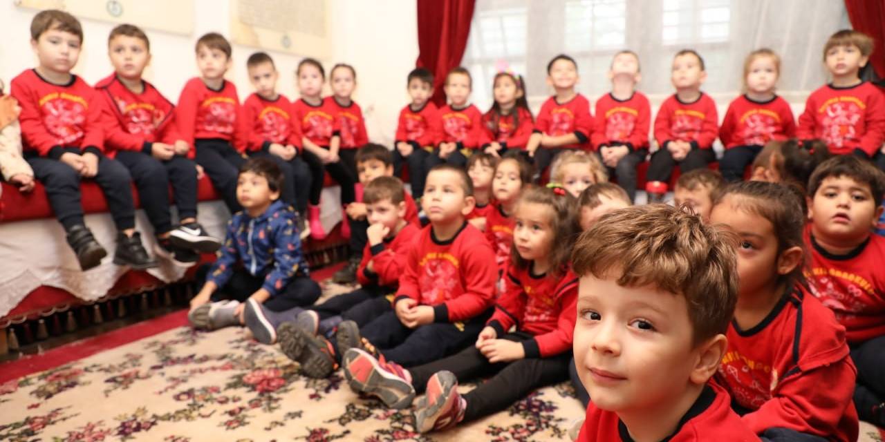 Edremit Belediyesi Atatürk Kültür Evi’ne Ziyaretçi Akını