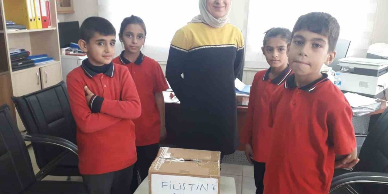 Öğrenciler Kumbaralarını Filistin İçin Boşalttı