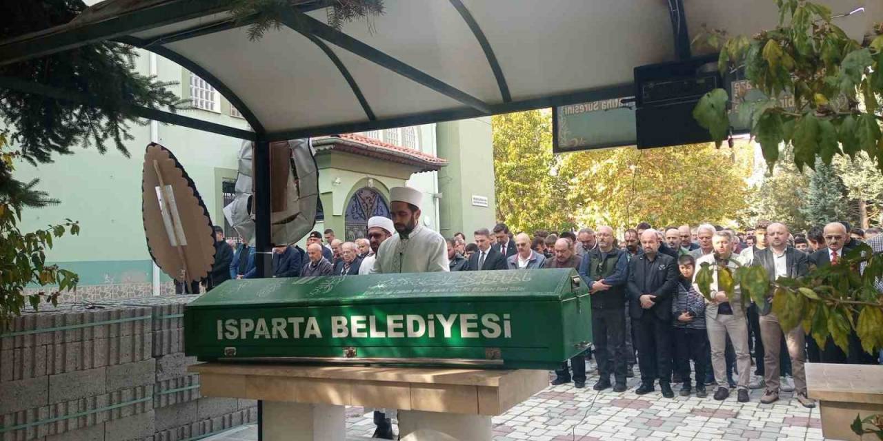Odasında Ölü Bulunan Müdür Yardımcısı Toprağa Verildi
