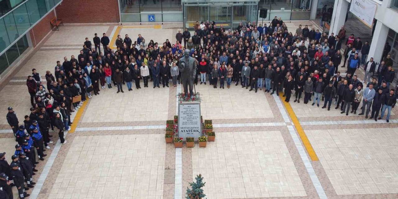 Tepebaşı’ndan Ata’ya Saygı Duruşu