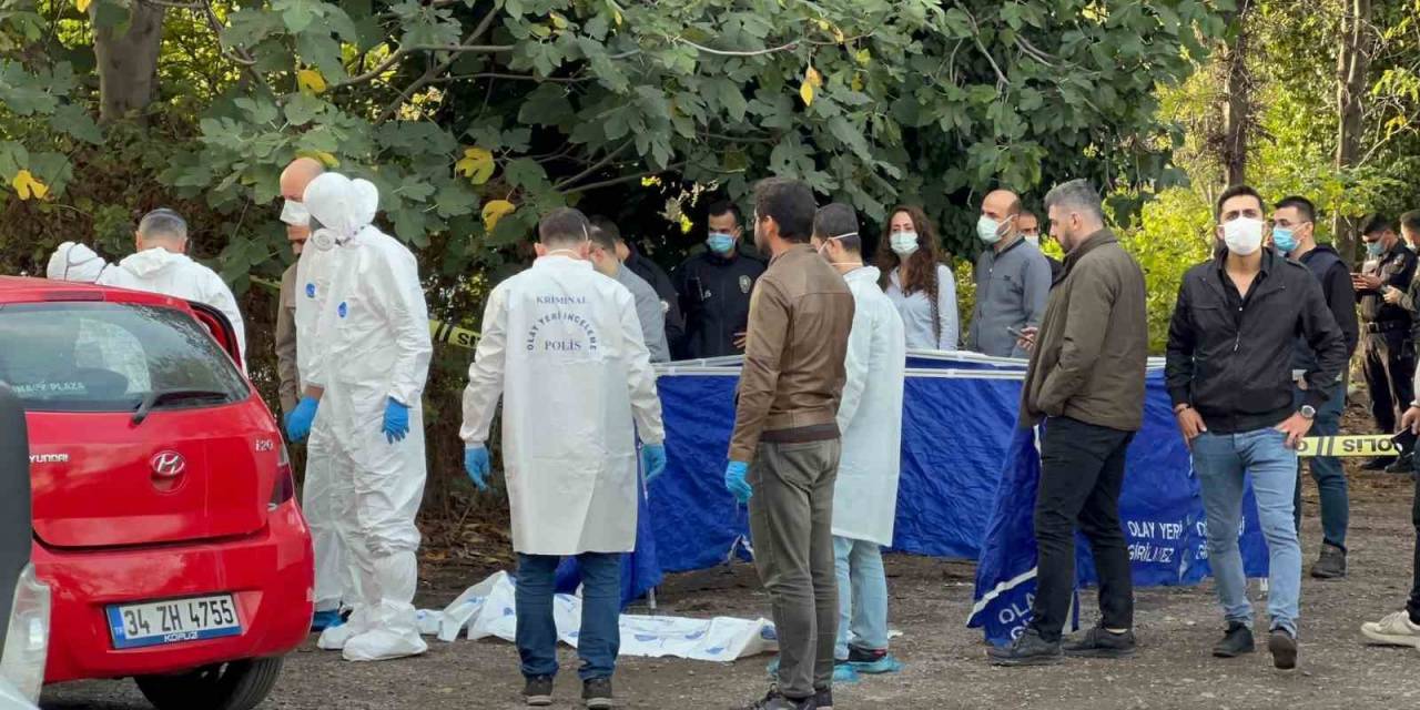 Ataşehir’de Hastane Otoparkında Araç İçinde Kadın Cesedi Bulundu