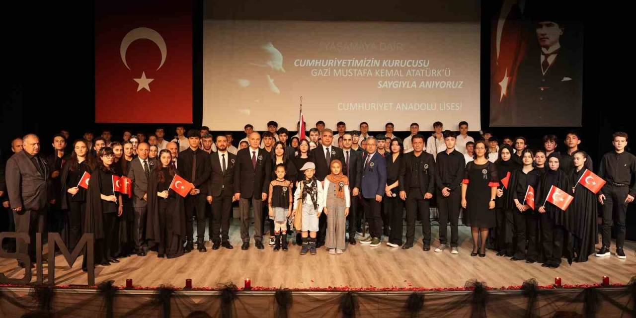 Başkan Özlü Öğrencileri Yalnız Bırakmadı