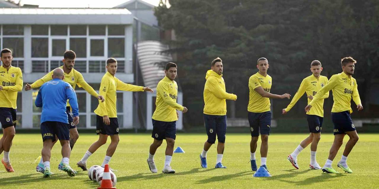 Fred Takımla Birlikte Çalıştı