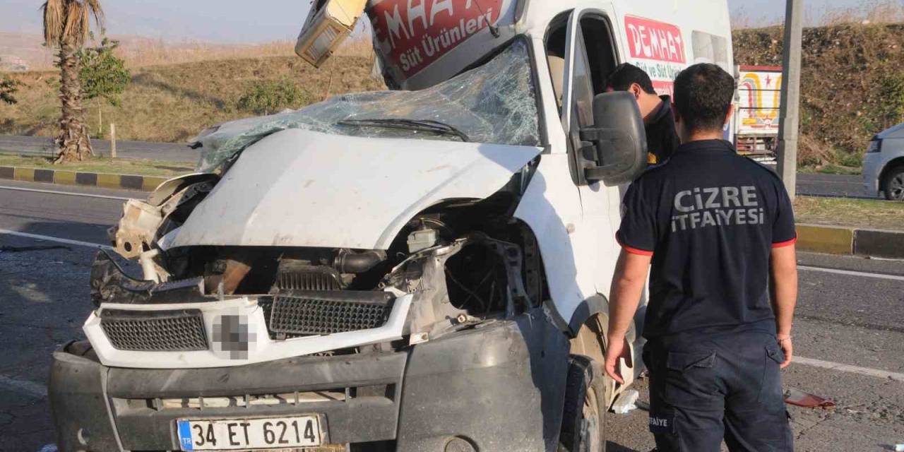 Şırnak’ta 1 Kişinin Öldüğü Tır Kazası Güvenlik Kamerasına Yansıdı