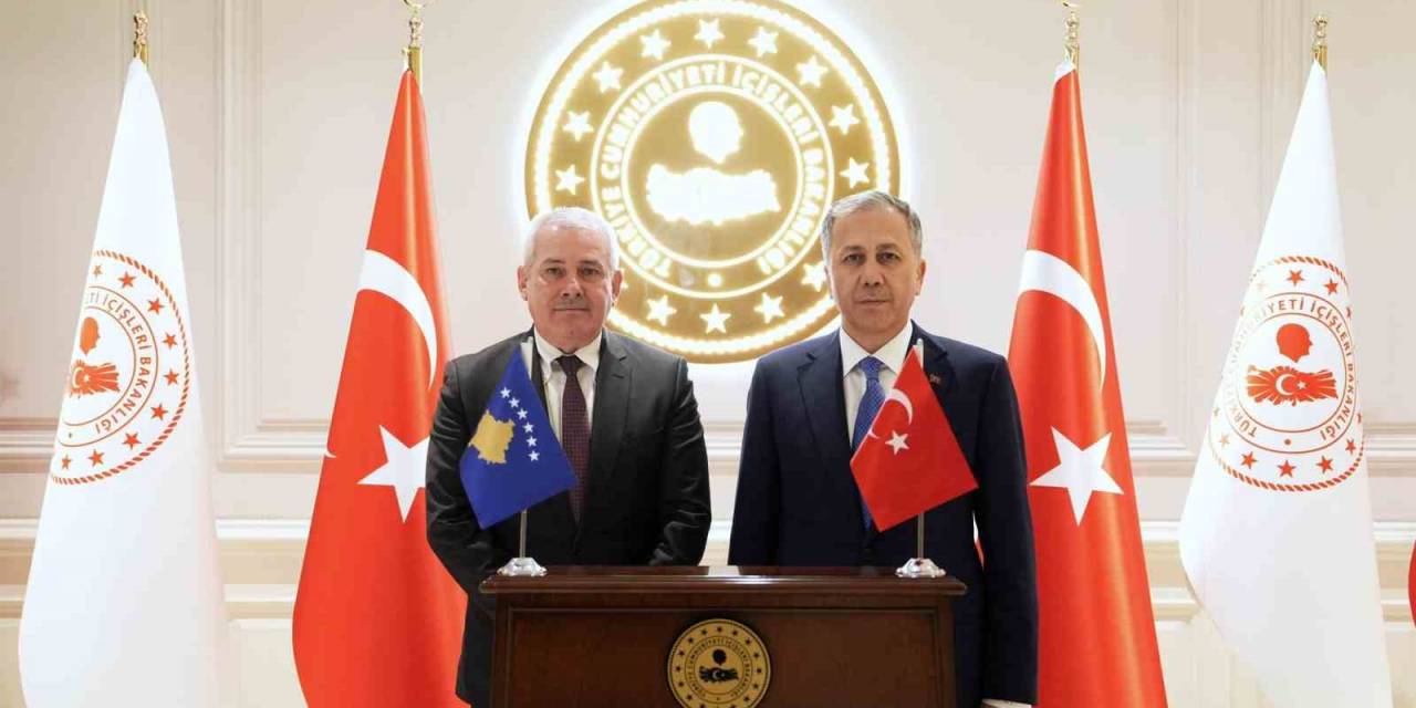 Kosova İçişleri Bakanı Sveçla’dan, Bakan Yerlikaya’ya Ziyaret
