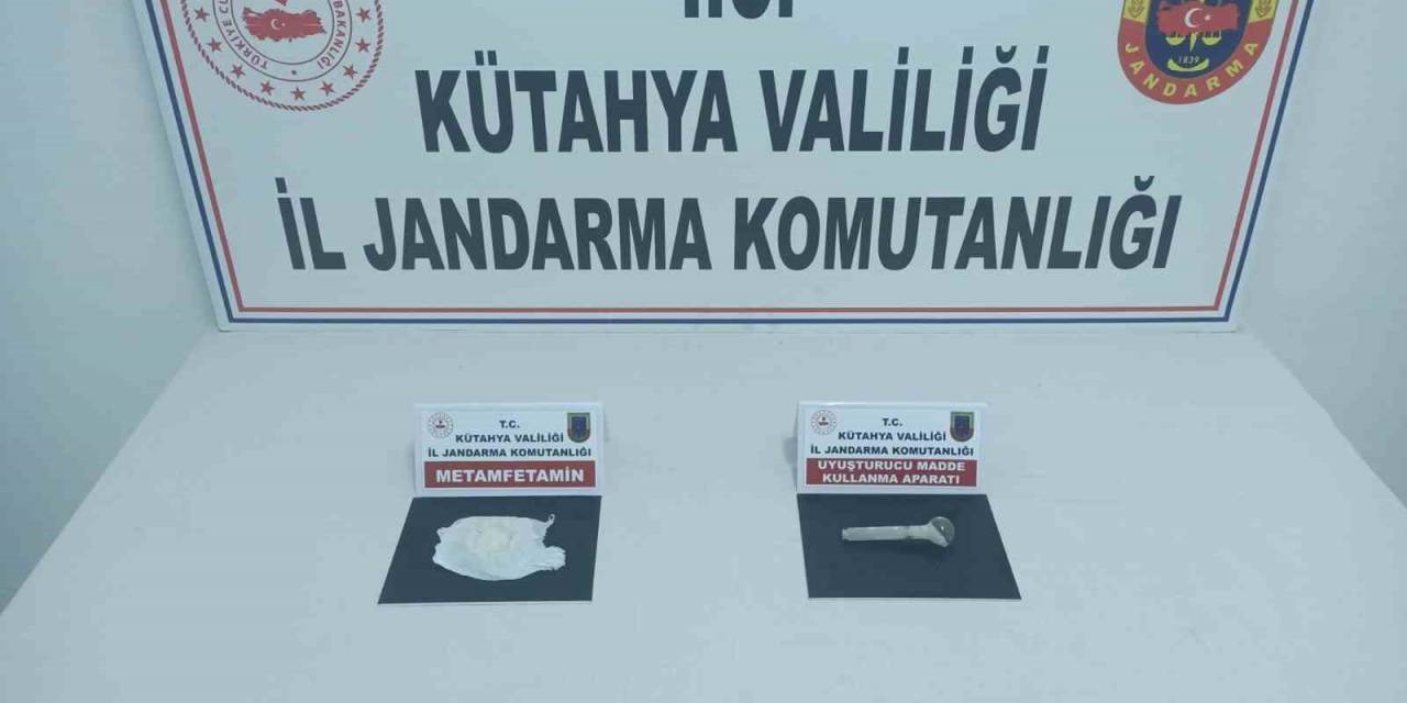 Domaniç’te Durdurulan Şüpheli Araçta Uyuşturucu Ele Geçirildi