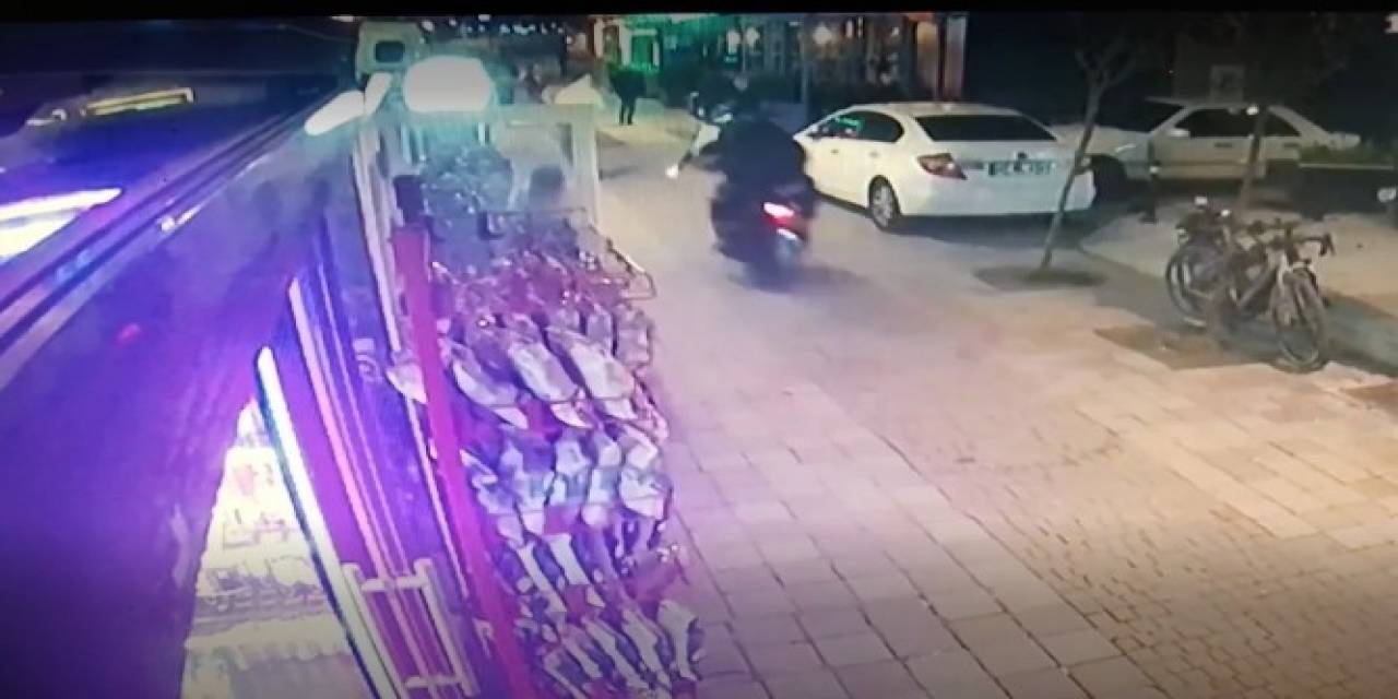 Kadıköy’de Restorana Silahlı Saldırı Kameralara Yansıdı