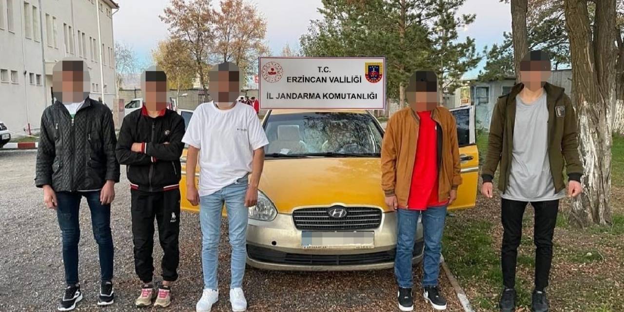 Erzincan’da 5 Düzensiz Göçmen Yakalandı