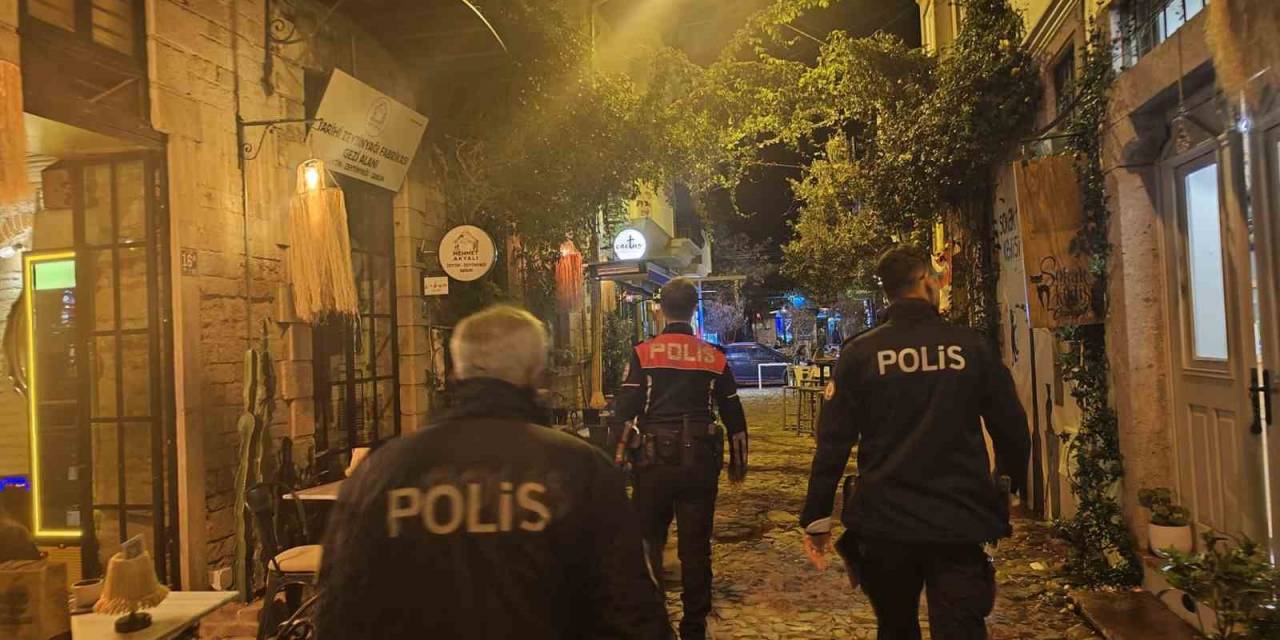 Balıkesir’de Polis 2 Şüpheli Şahsı Yakaladı