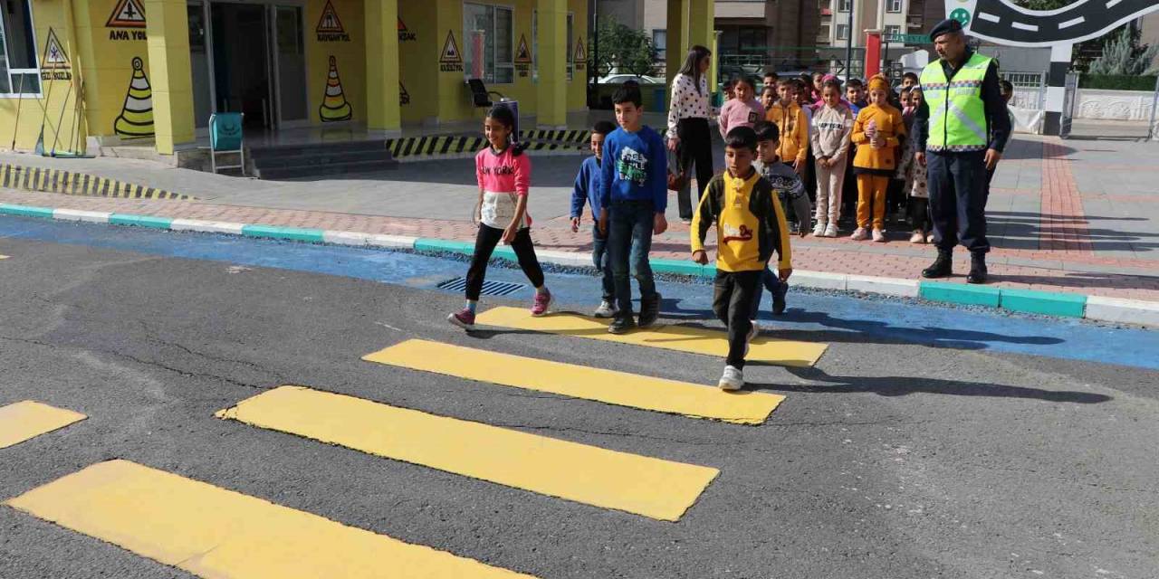 Haliliye’de Çocuk Trafik Eğitim Parkı İle Bilinçli Nesil Yetişiyor