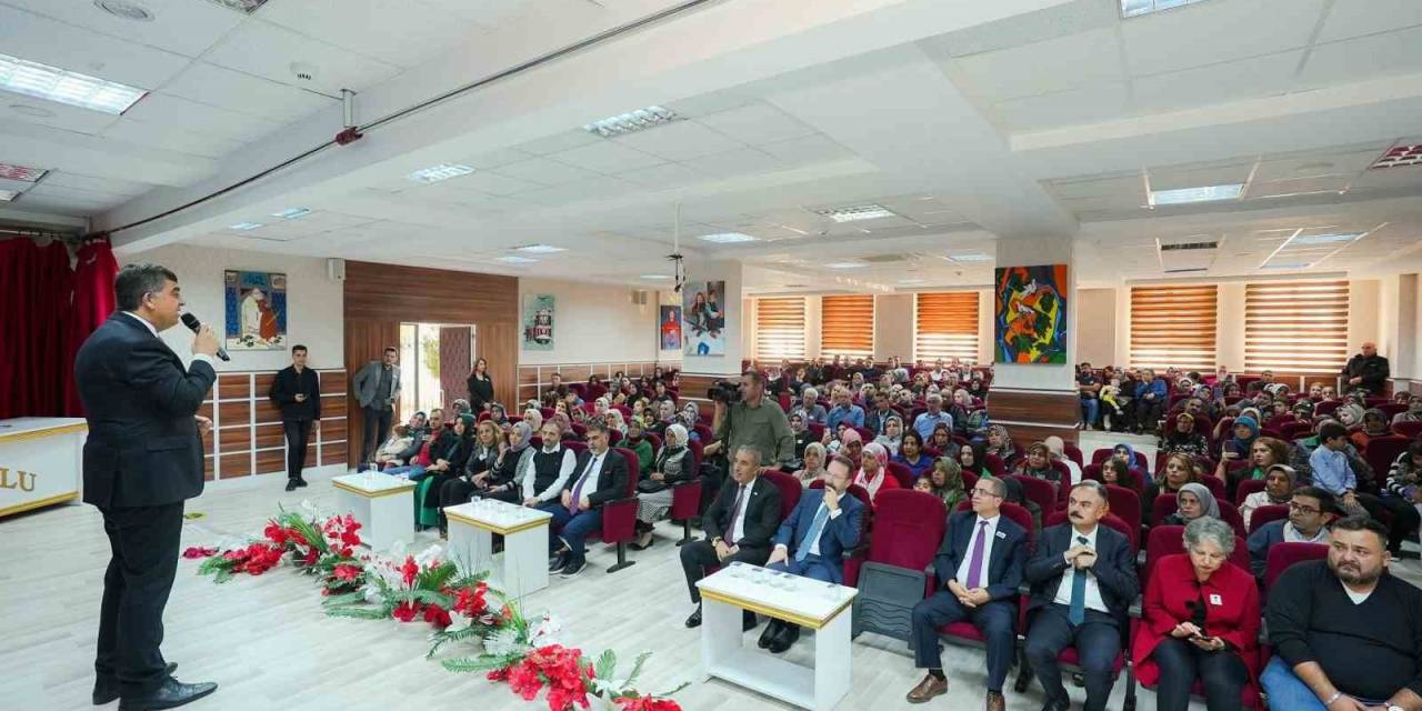 Şehitkamil’deki Öğrencilerin Hesabına Nakdi Destek Yatırıldı