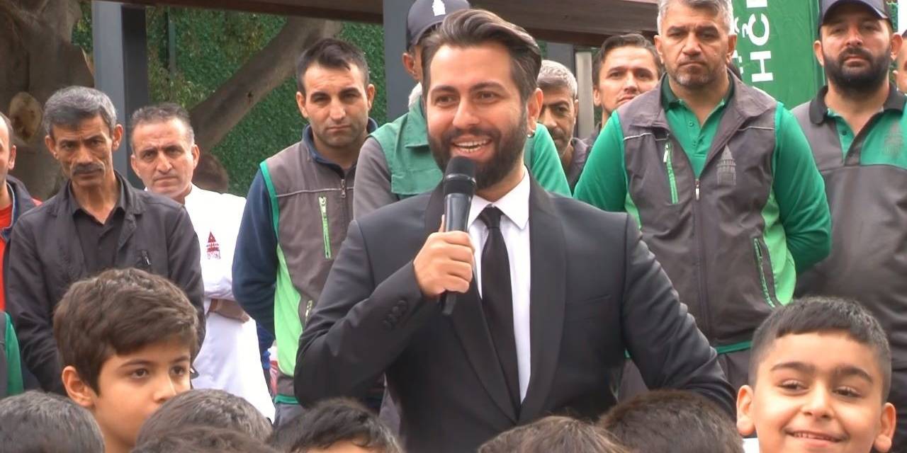 Beyoğlu İstiklal Mahalle Bahçesi Açılışında Onlarca Fidan Dikildi