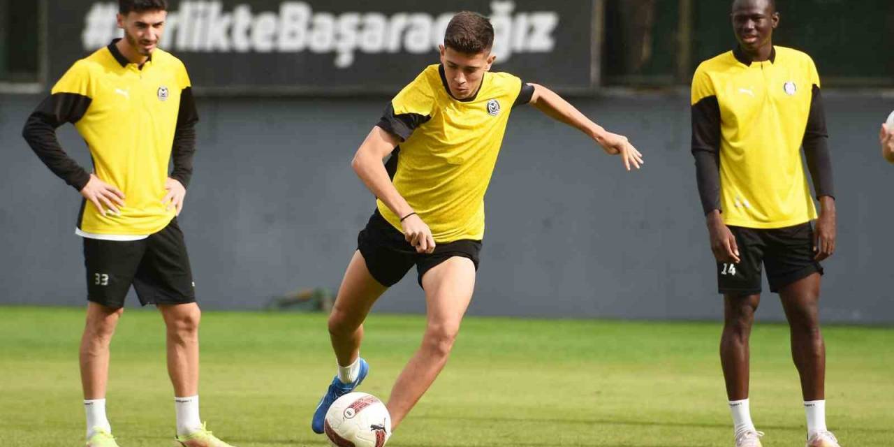 Manisa Fk, Bandırmaspor Maçı Hazırlıklarını Tamamladı