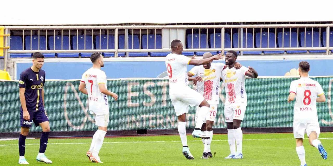 Kayserispor 4 Maçta 12 Puan Topladı