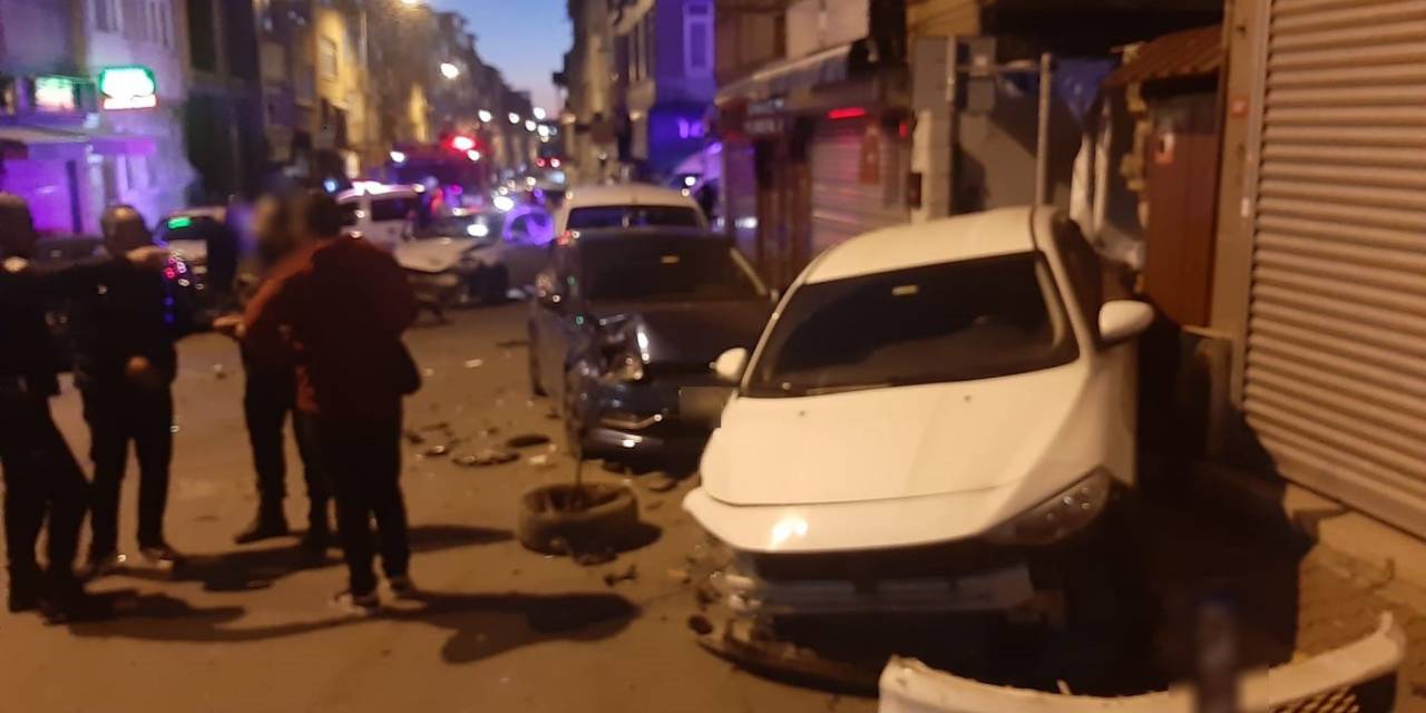 Bakırköy’de Polis Merkezindeki Ekiplere Küfür Ve Hakaret Eden Şüpheliler Adliyeye Sevk Edildi