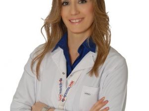 Günde 100 Saç Telinin Dökülmesi Ciddi Hastalıkların Habercisi Olabilir