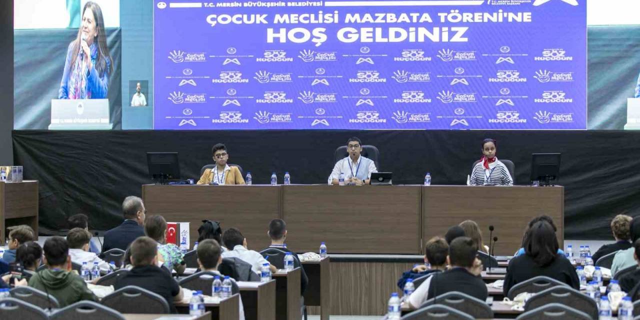 Mersin’de Çocuk Meclisi Kuruldu