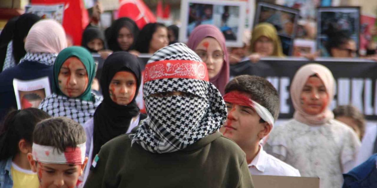 Gazzeli Çocuklar Ve Anneler İçin ’sessiz Yürüyüş’ Düzenlendi