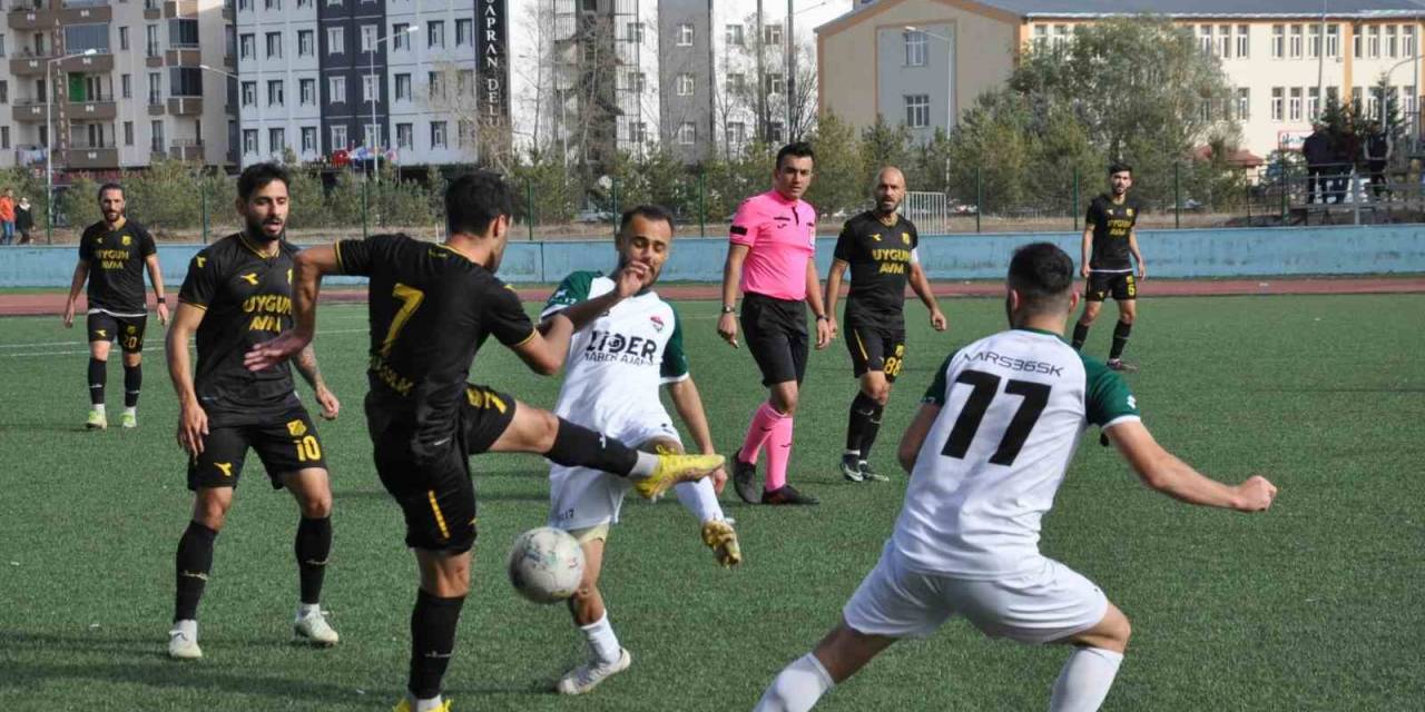 Kars 36 Spor: 4 Arsin İdmanyurdu Spor: 1