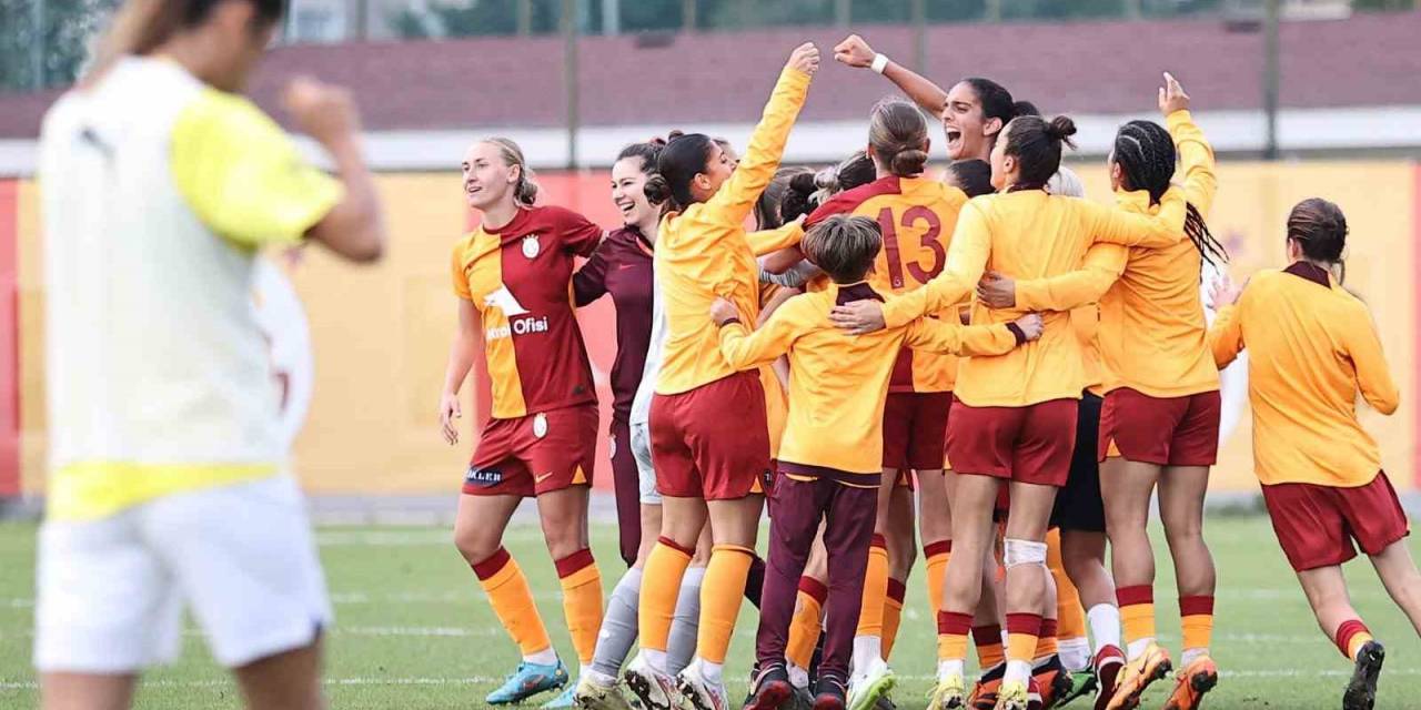 Kadın Futbol Derbisi Galatasaray’ın
