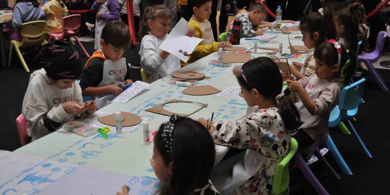 Çocuklar ‘Espark Atölye’ Etkinliklerinde Doyasıya Eğleniyor