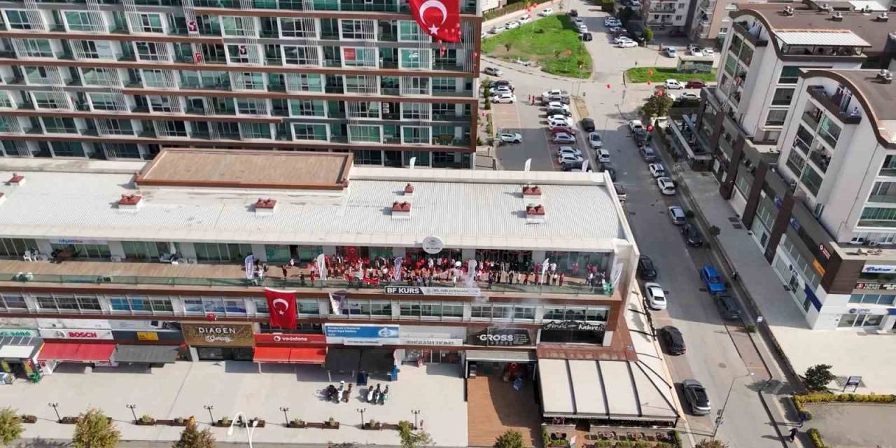 10 Katlı İş Merkezinin Yanmadan Önceki Görüntüleri Ortaya Çıktı