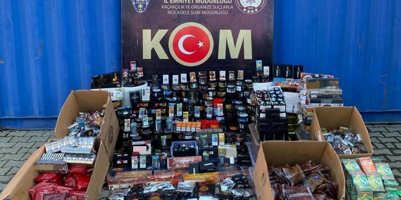 Van’da Gümrük Kaçağı Malzemeler Ele Geçirildi