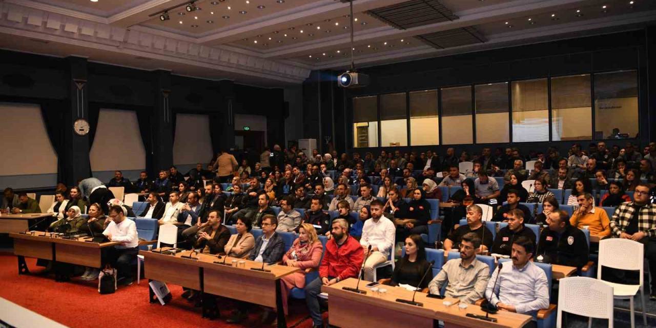 Büyükşehir’den Personele ‘İş Ve Stres Yönetimi, Öfke Kontrolü’ Eğitimi