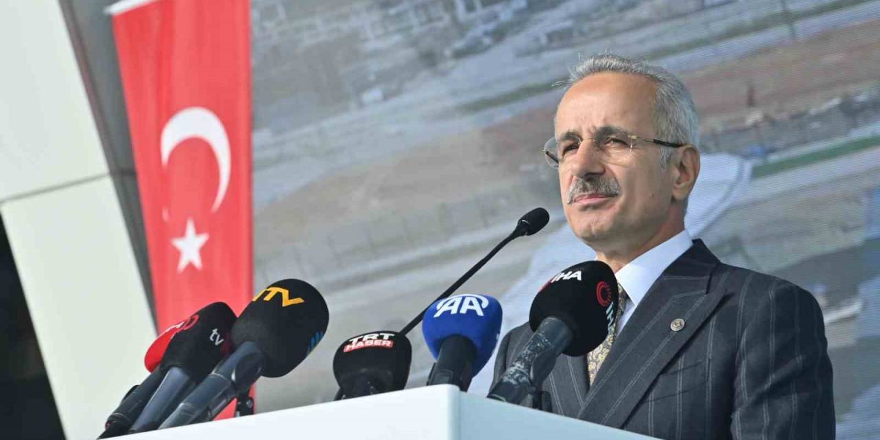 Bakan Uraloğlu: “Türksat 6a’yı Haziran Ayı İçerisinde Yörüngesine Fırlatmayı Hedefliyoruz”