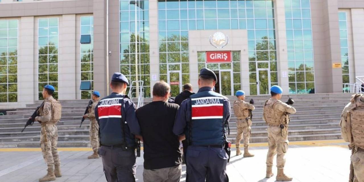 Terör Örgütlerine Yönelik Operasyonda 255 Şüpheli Yakalandı