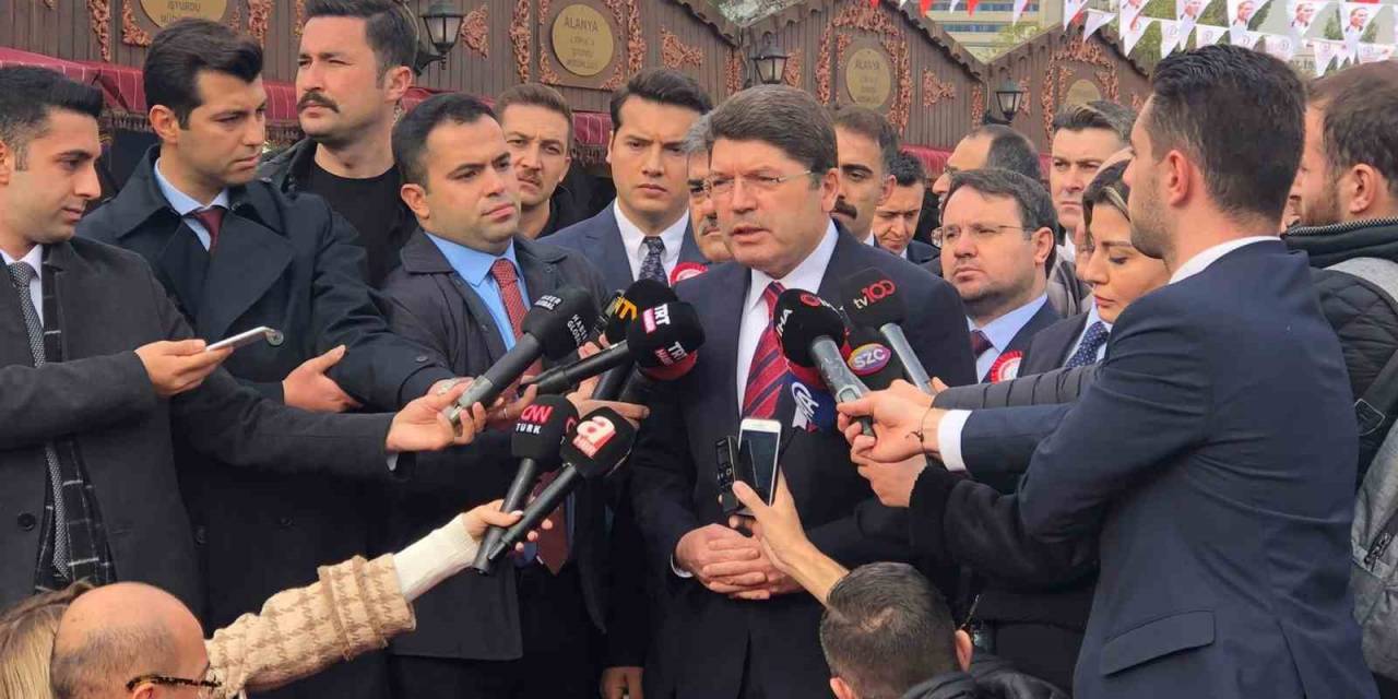 Bakan Tunç: “Özel’in ’cumhurbaşkanımızın Sanki Bir Darbe Yaptığı’ Şeklindeki Yorumuna Kesinlikle Katılmıyoruz”