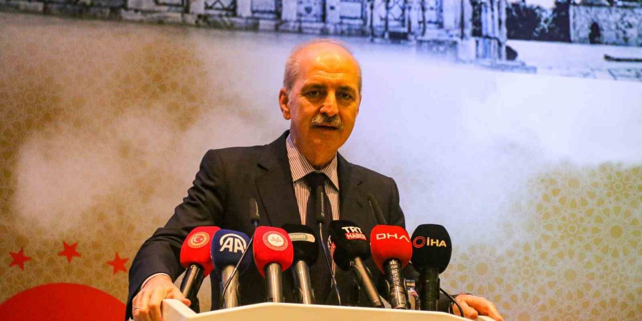 Kurtulmuş: "İnsanların Evlerini Başlarına Yıktıkları Bir Ortamda Yaşıyoruz"