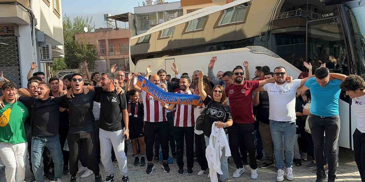 Hatayspor’lu Taraftarlar, Maçlarının Hatay’da Oynanmasını İstiyor