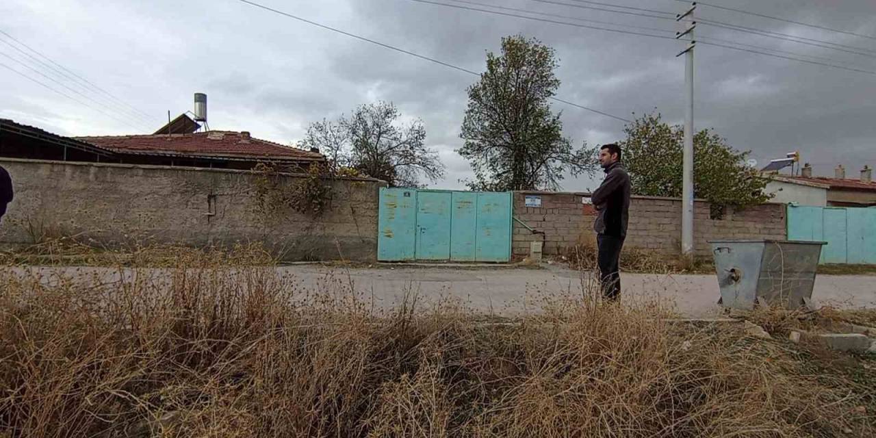 Boşanma Aşamasındaki Eşini Öldürdü, Kayınvalidesini Ağır Yaraladı