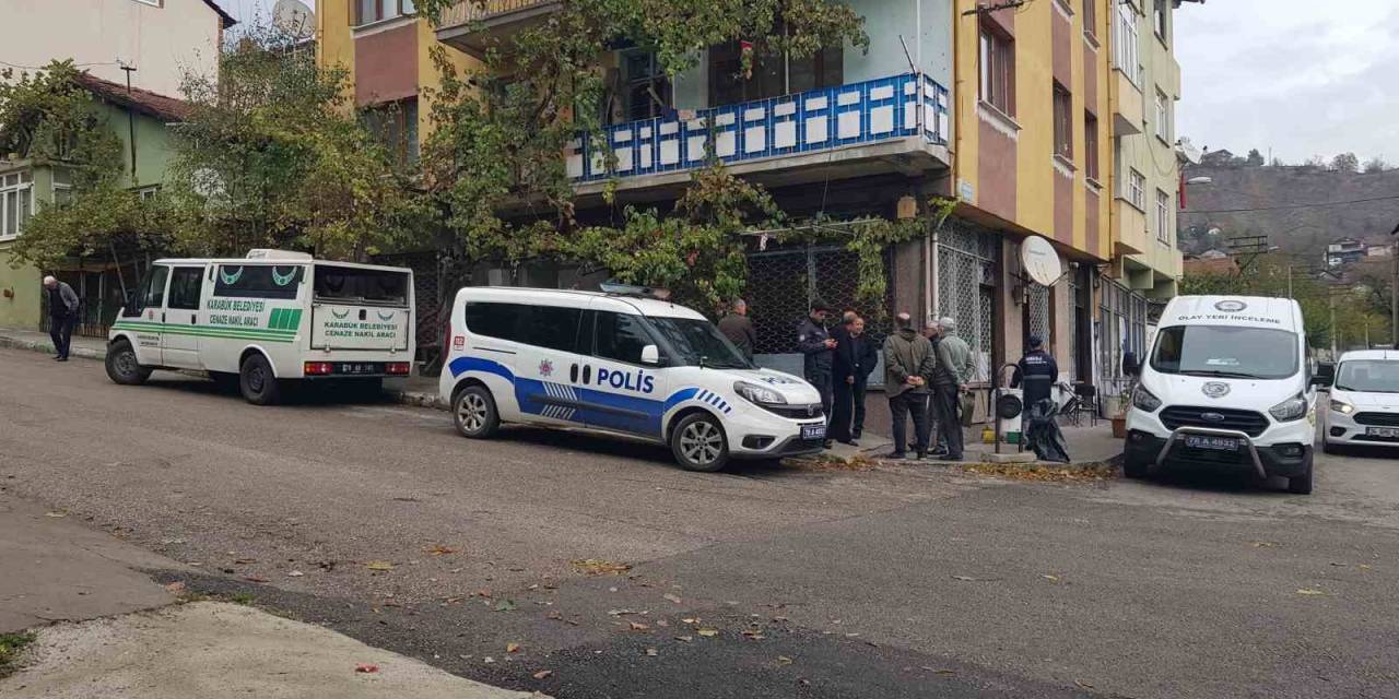 Haber Alınamayan İşçi Emeklisi Evinde Ölü Bulundu