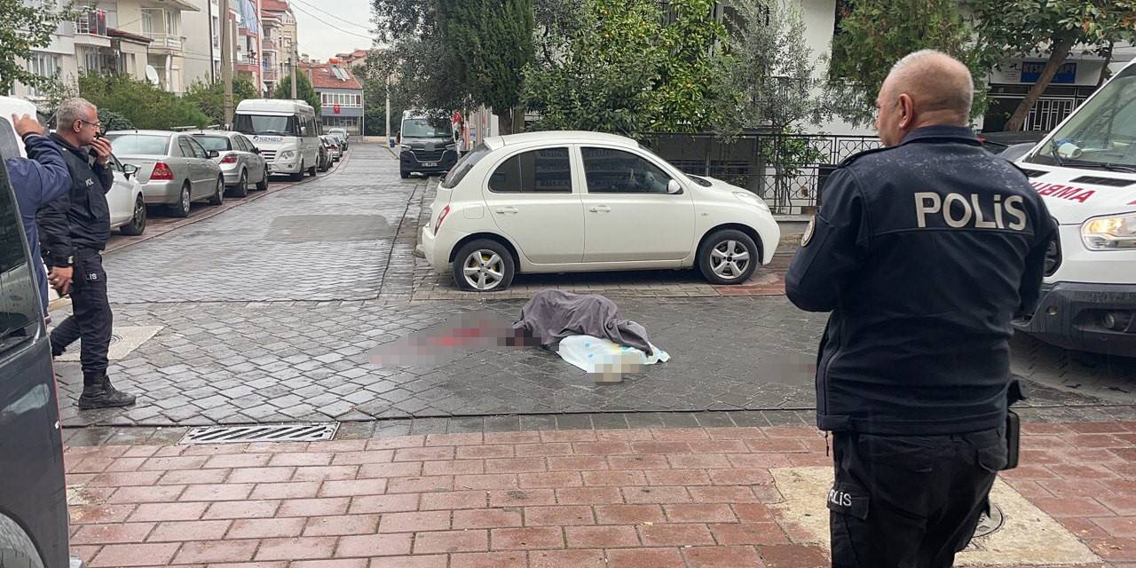 Sokak Ortasında Kanlı İnfaz: 2 Ölü, 1 Ağır Yaralı