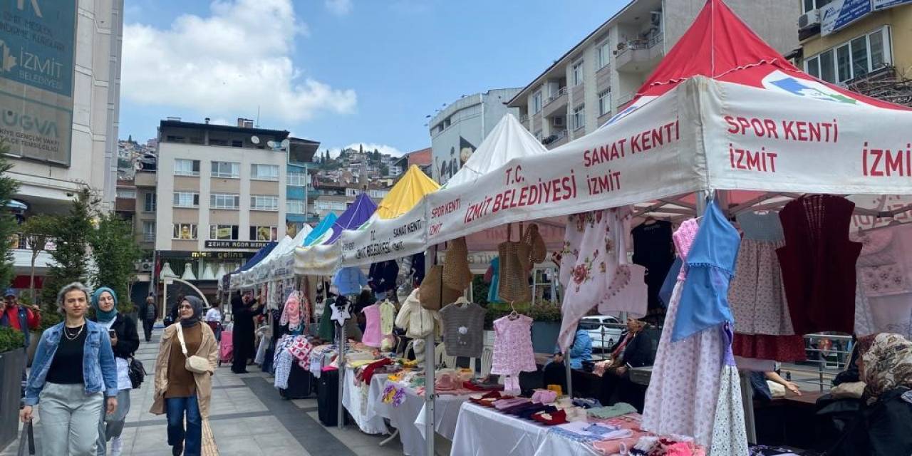İzmitli Kadınların El Emeği Ürünleri Vatandaşları Bekliyor