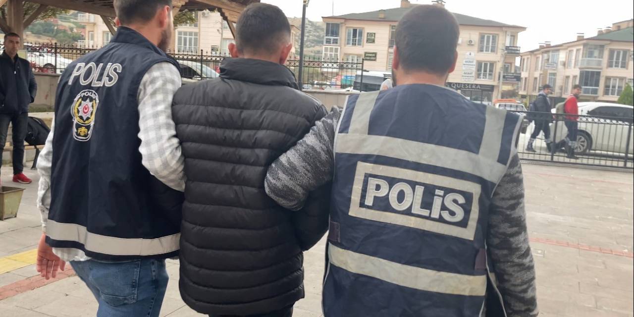 (Düzeltme) Dünyaevine Girmek İsterken Cezaevine Girdi