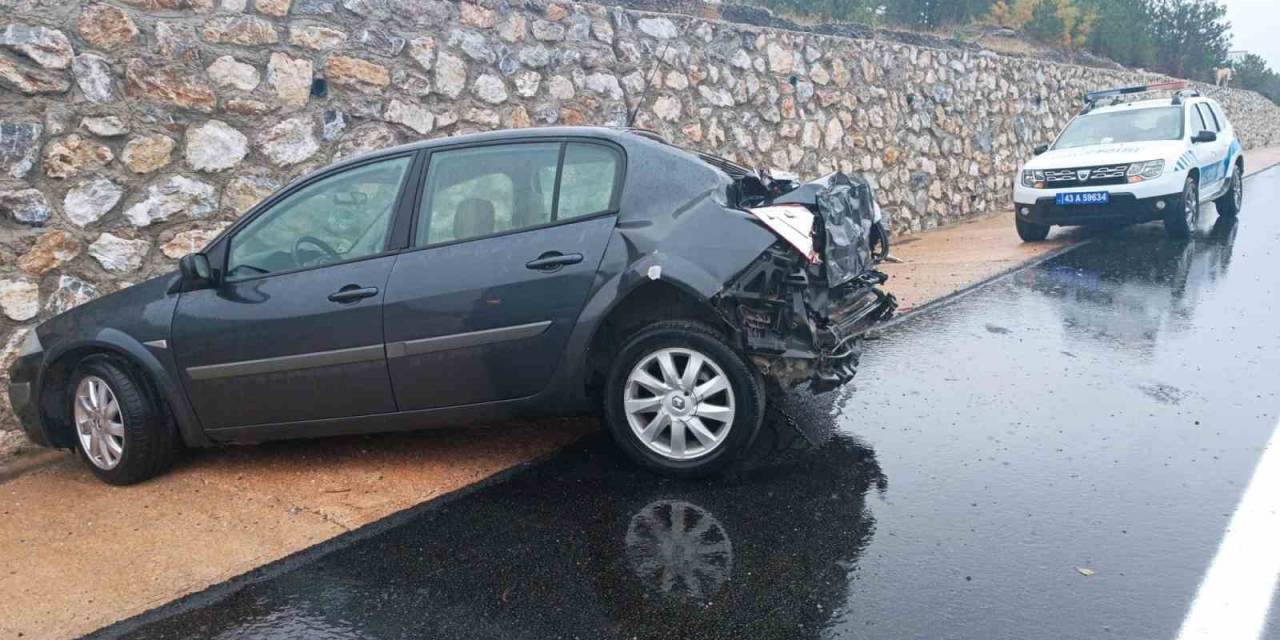 Tavşanlı’da Trafik Kazası, 5 Yaralı