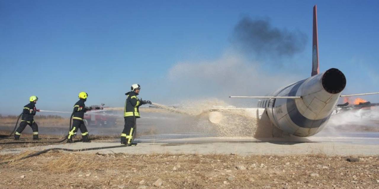 Havalimanında Yapılan Tatbikat Gerçeği Aratmadı