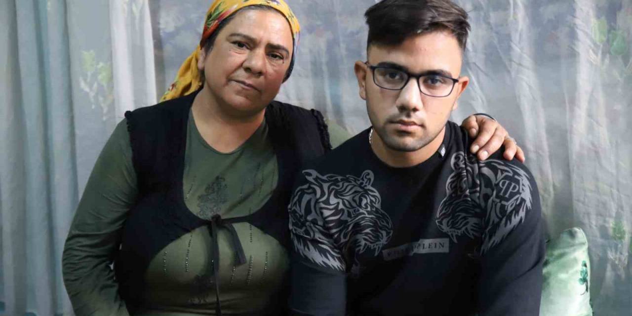 17 Yaşındaki Genç Tedavi Edilmezse Dünyası Kararacak