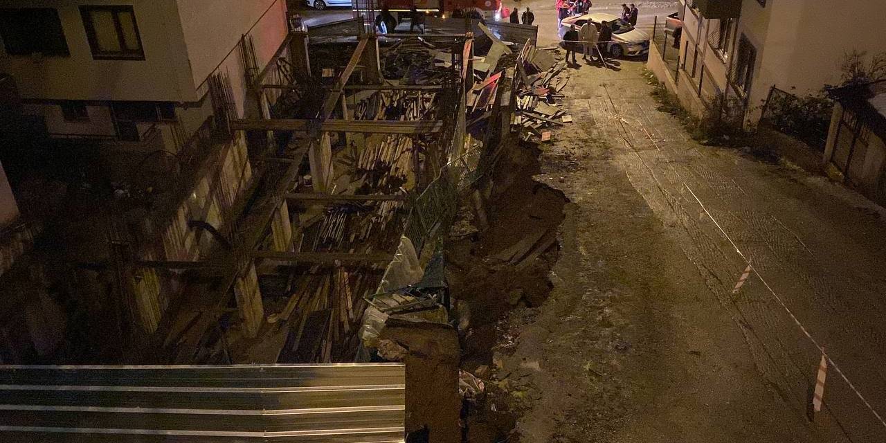 Kocaeli’de Aynı Mahallede İkinci Kez İstinat Duvarı Ve Yol Çöktü