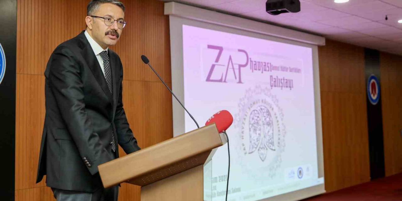 Hakkari’de Zap Havzası Somut Kültür Varlıkları Çalıştayı Düzenlendi