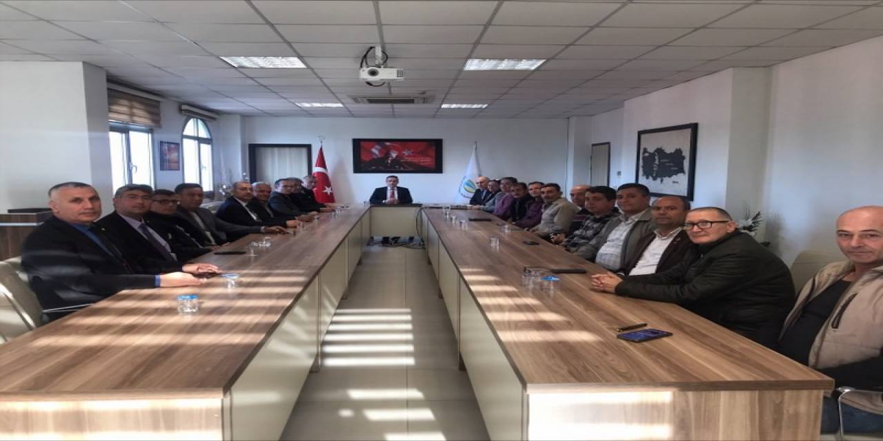 Burhaniye’de Merkez Mahalle Muhtarları Toplantısı Yapıldı