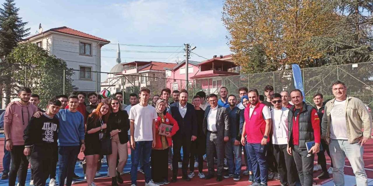 Öğrenciler Sınav Öncesi Sporla Stres Attı