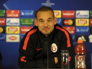 Sneıjder: “Favori Atletıco Madrıd”