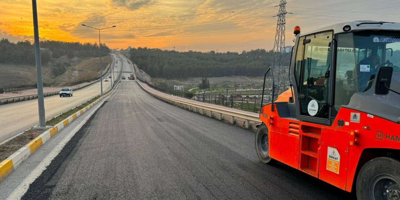 Adıyaman’da Asfalt Çalışmaları Aralıksız Devam Ediyor
