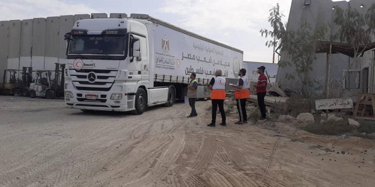 Mısır’dan Gazze’ye Giren Yardım Tırı Sayısı Bin 135’e Ulaştı