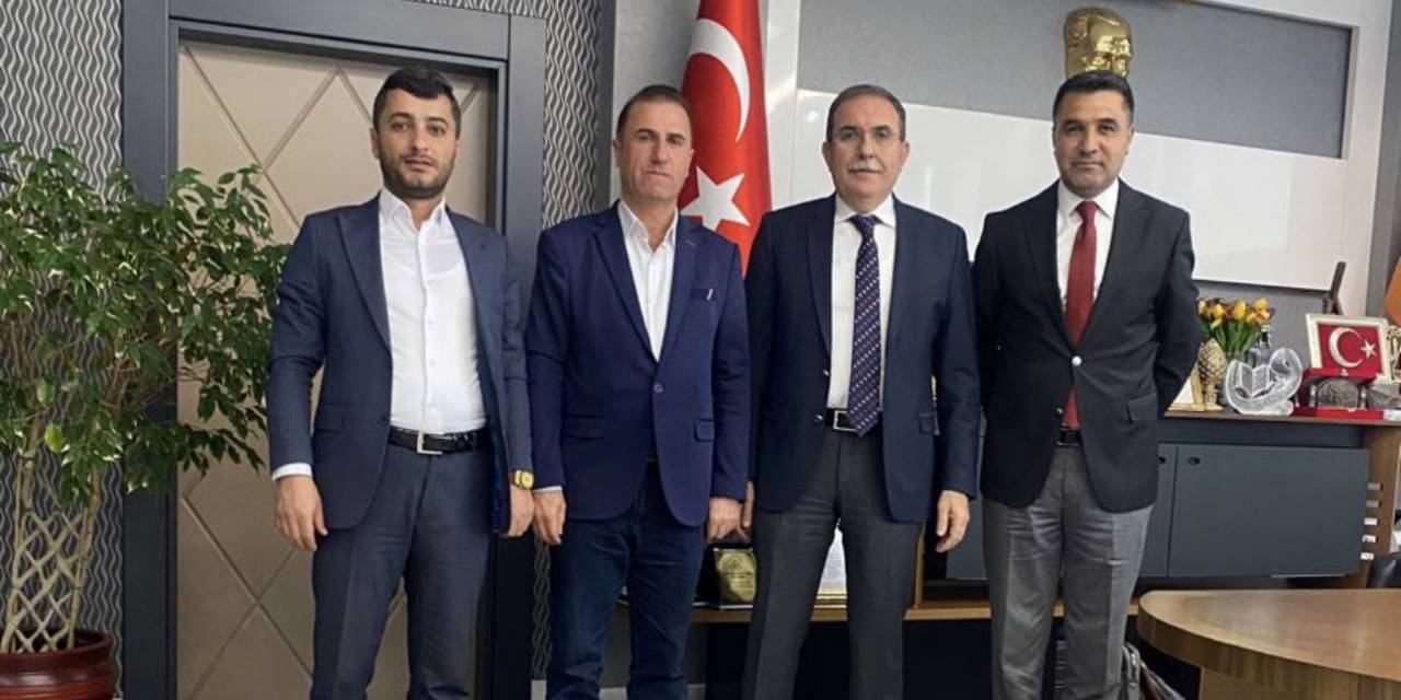 Yüksekovalı Muhtarlar Sorunlarını Bölge Müdürü Arslan’a İletti