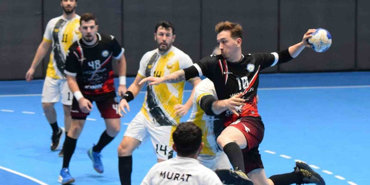 Nilüfer Belediyespor, Konya Büyükşehir Belediyespor’u Yenerek Avantajı Ele Geçirdi